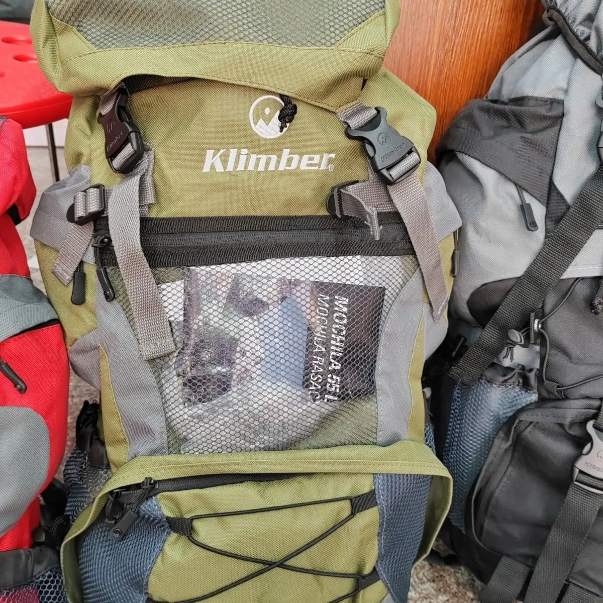 กระเป๋าเป้สะพายหลังน้ำหนักเบา  - Outdoor Adventure Recreation บทวิจารณ์และราคา